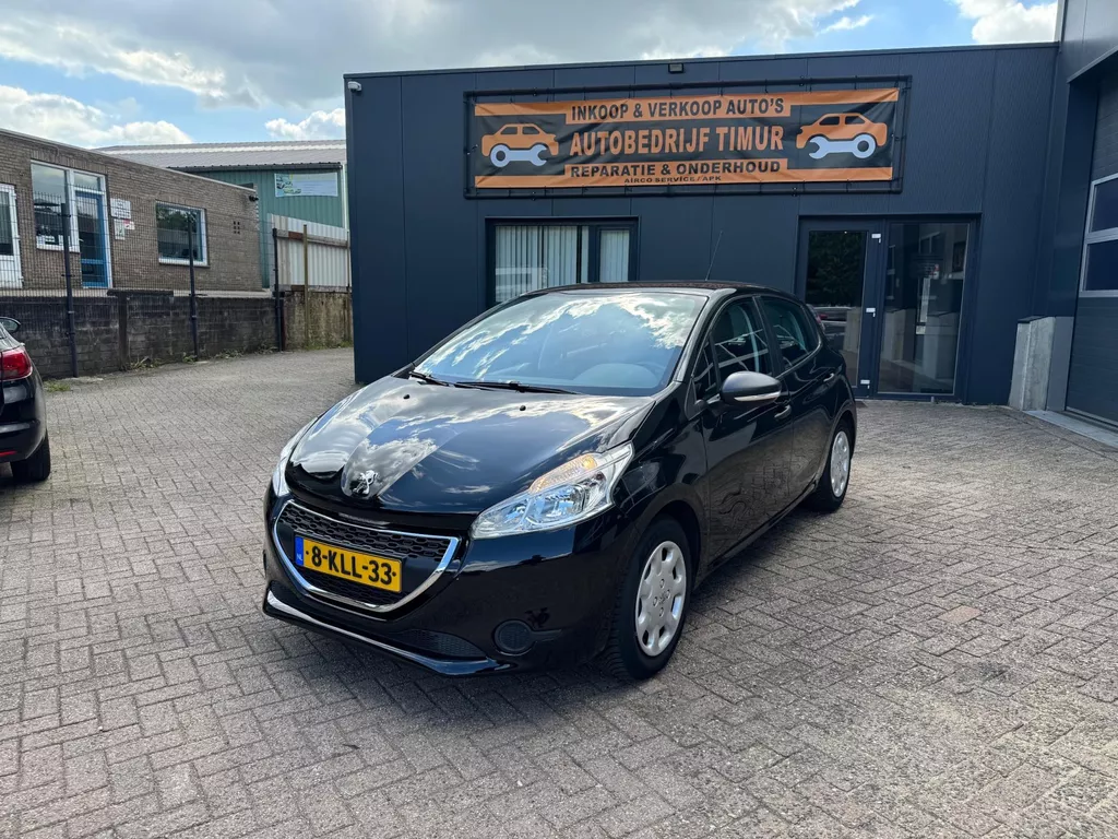 Peugeot 208 1.2 VTi Envy